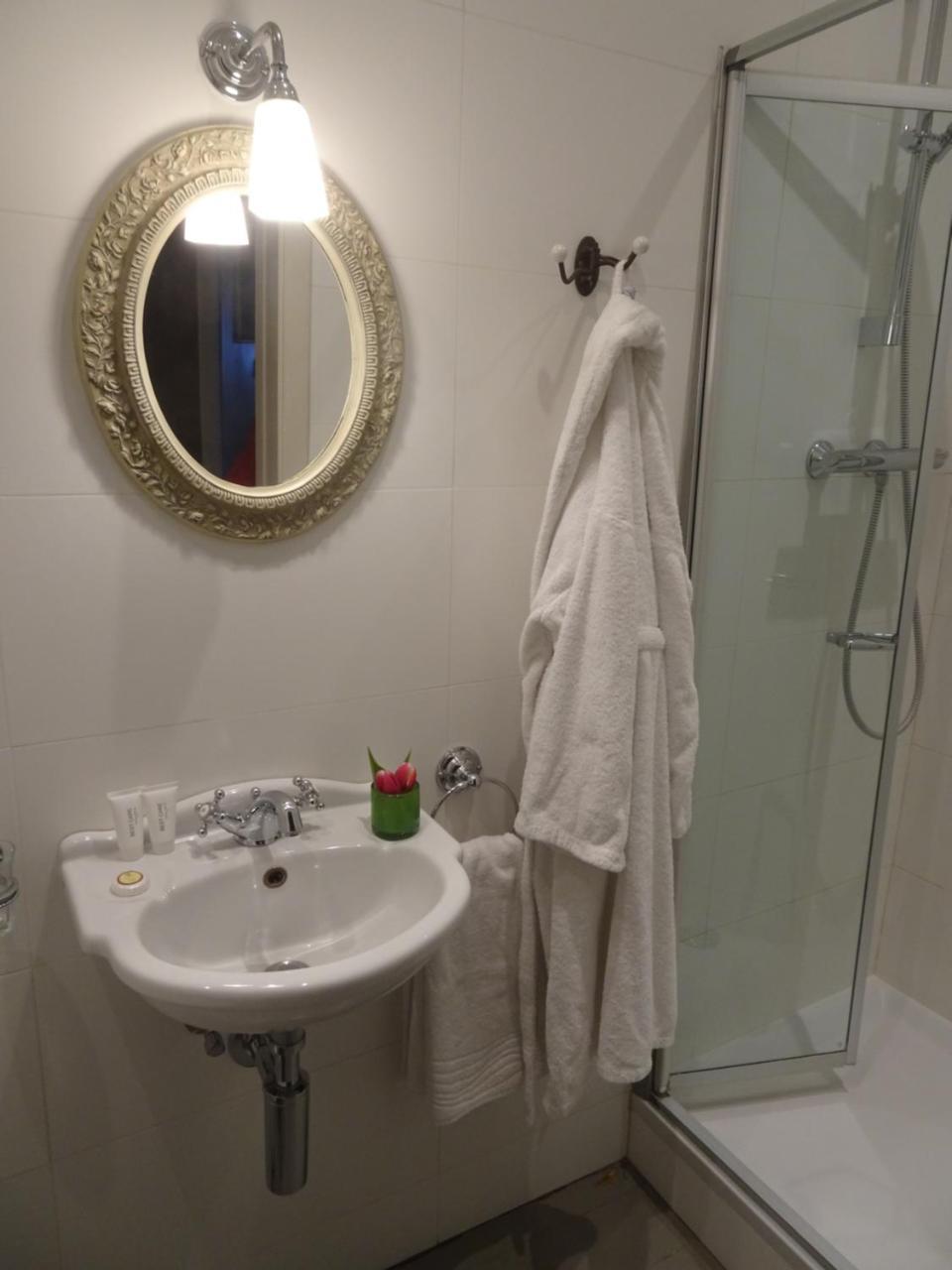 Guesthouse Alizee Leuven Exteriör bild